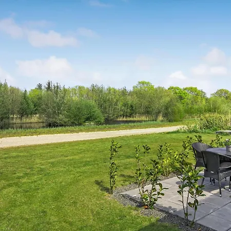 Lovely In With Kitchen Holiday home *