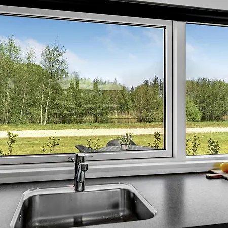 Holiday home Lovely In With Kitchen