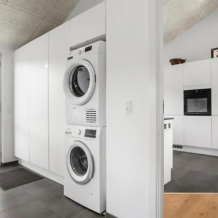 Lovely In With Kitchen * Glesborg
