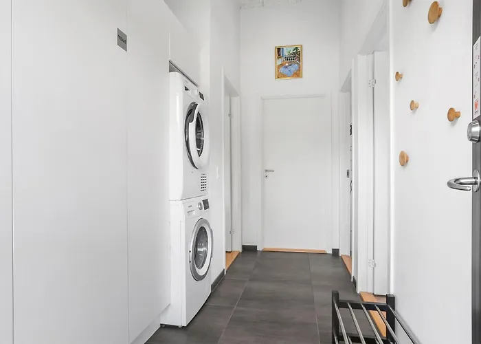 Lovely In With Kitchen